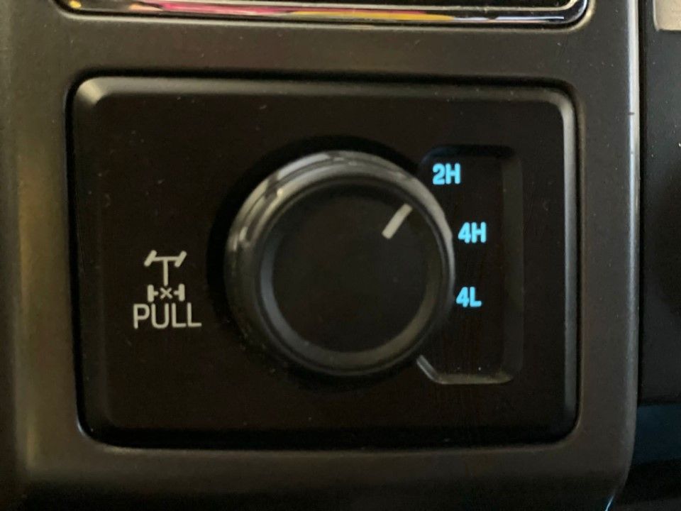 Fahrzeugabbildung Ford F 150 Supercrew V8 5.0 Leder 4x4