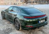 Porsche Panamera 4 - mit Benzin-Antrieb: Grün