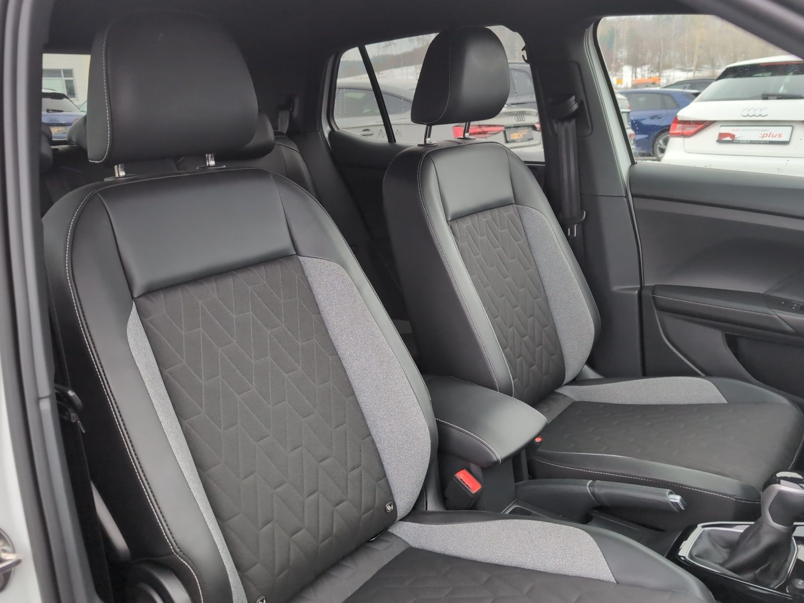 Volkswagen T-Cross - Bild 13