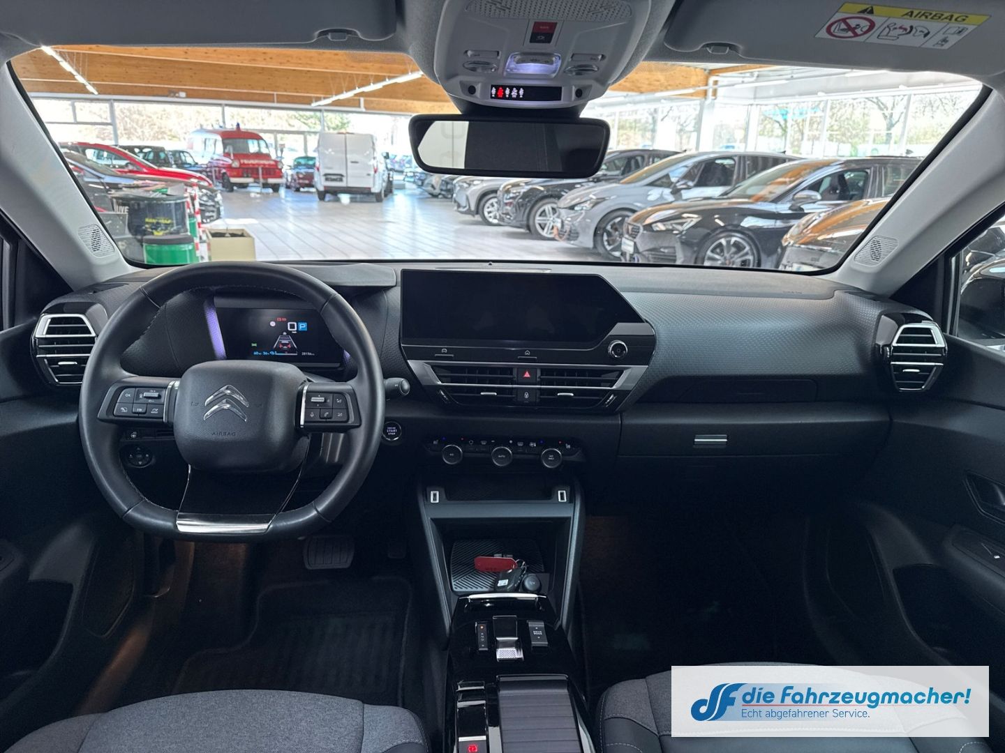 Fahrzeugabbildung Citroën C4 E- Shine HUD Navi 360 Kamera LED Apple CarPla