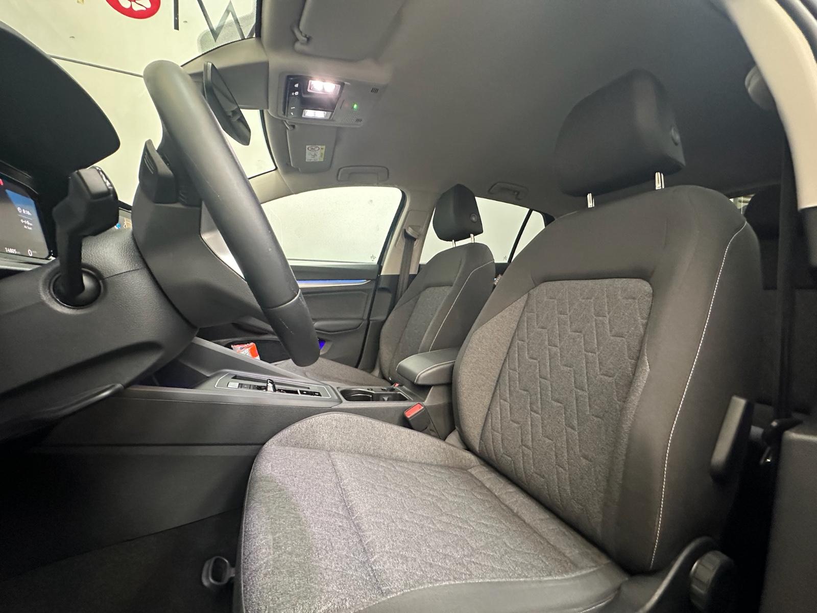 Volkswagen Golf VIII 1.5 eTSI#DSG#MOVE#NAVI#LED