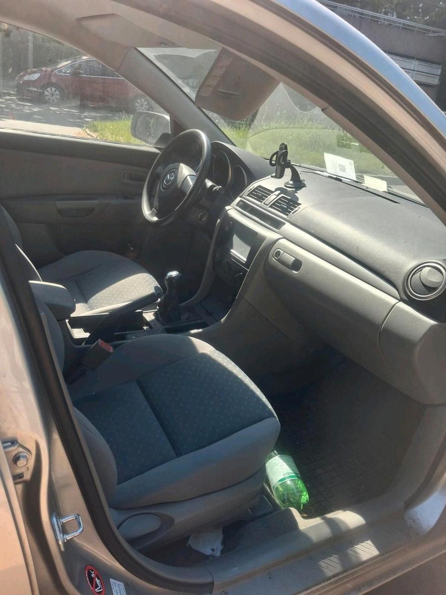 Mazda 2 2006 — photo 6