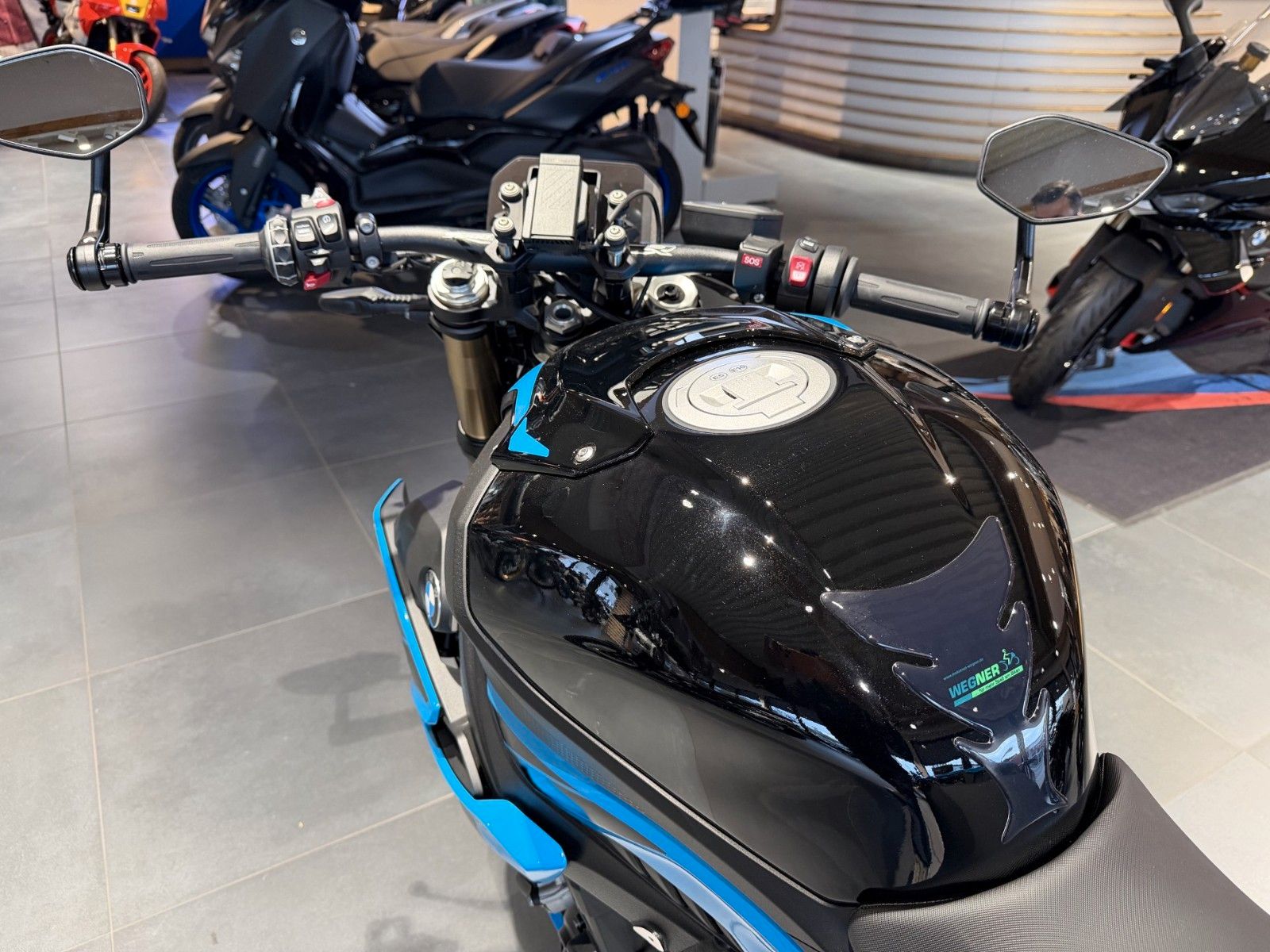 Fahrzeugabbildung BMW S 1000 R Sport 3 Pakete+ Extras MY26