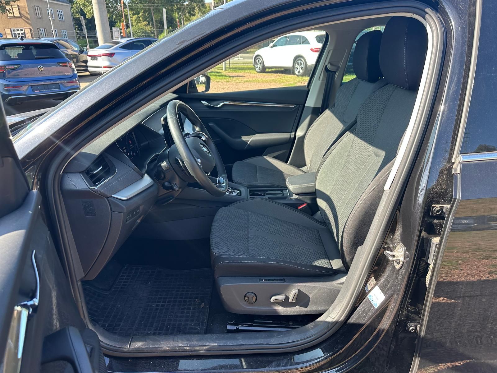 Skoda Octavia Combi 2.0 TSI DSG Style 4x4 AHZV HuD SMA foto 5