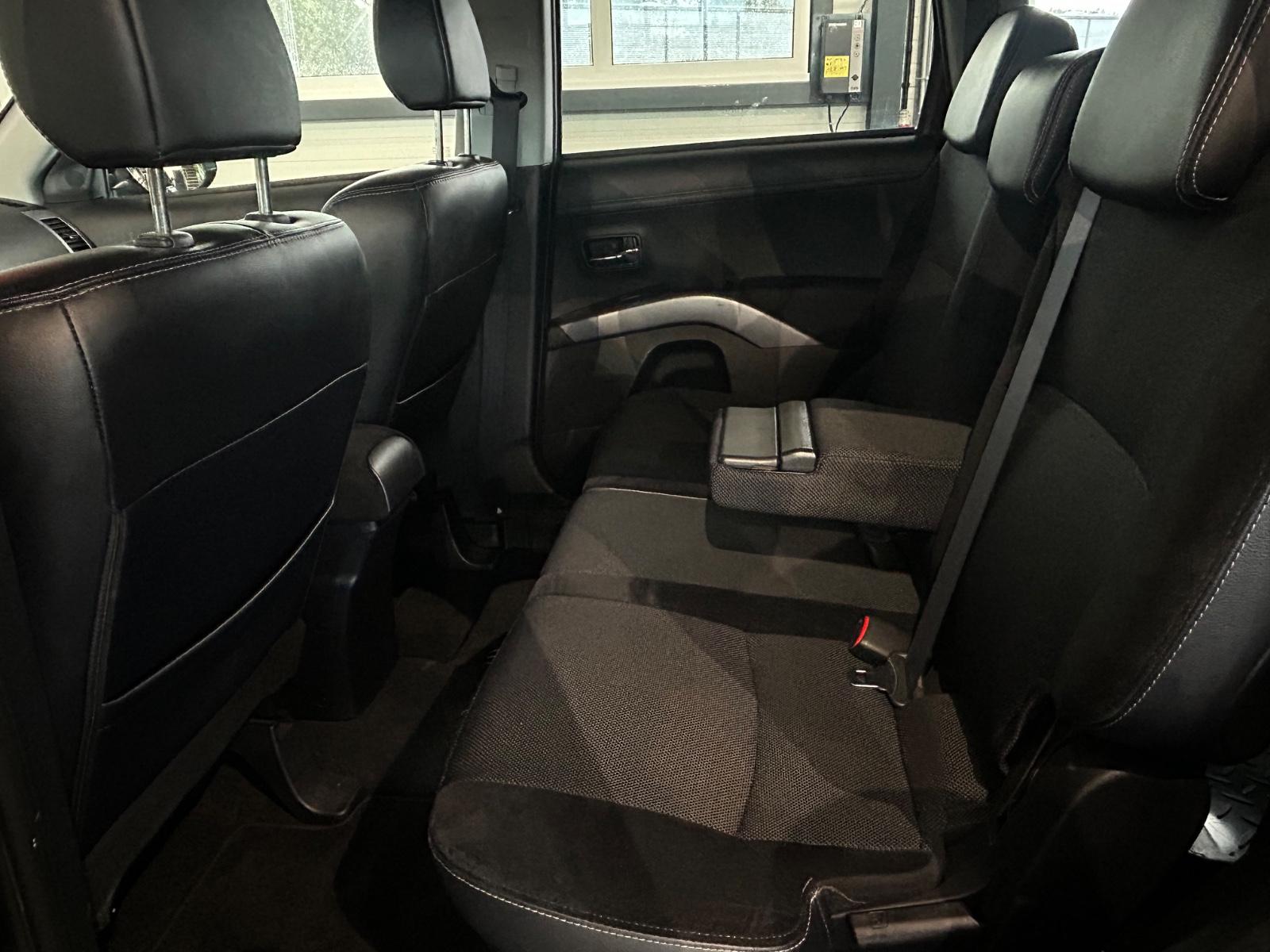 Mitsubishi Outlander XTRA 2WD*AHK*Tüv bis 07-2028*