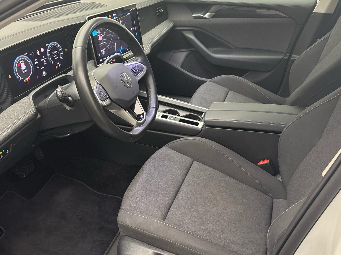 Volkswagen Passat Basis-Modell 1.5 eTSI DSG CarPlay LED ACC, миниатюра 9