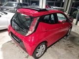 Toyota Aygo AYGO x-wave - Toyota mit Benzin-Antrieb: Navigationssystem, Kleinwagen, Aygo