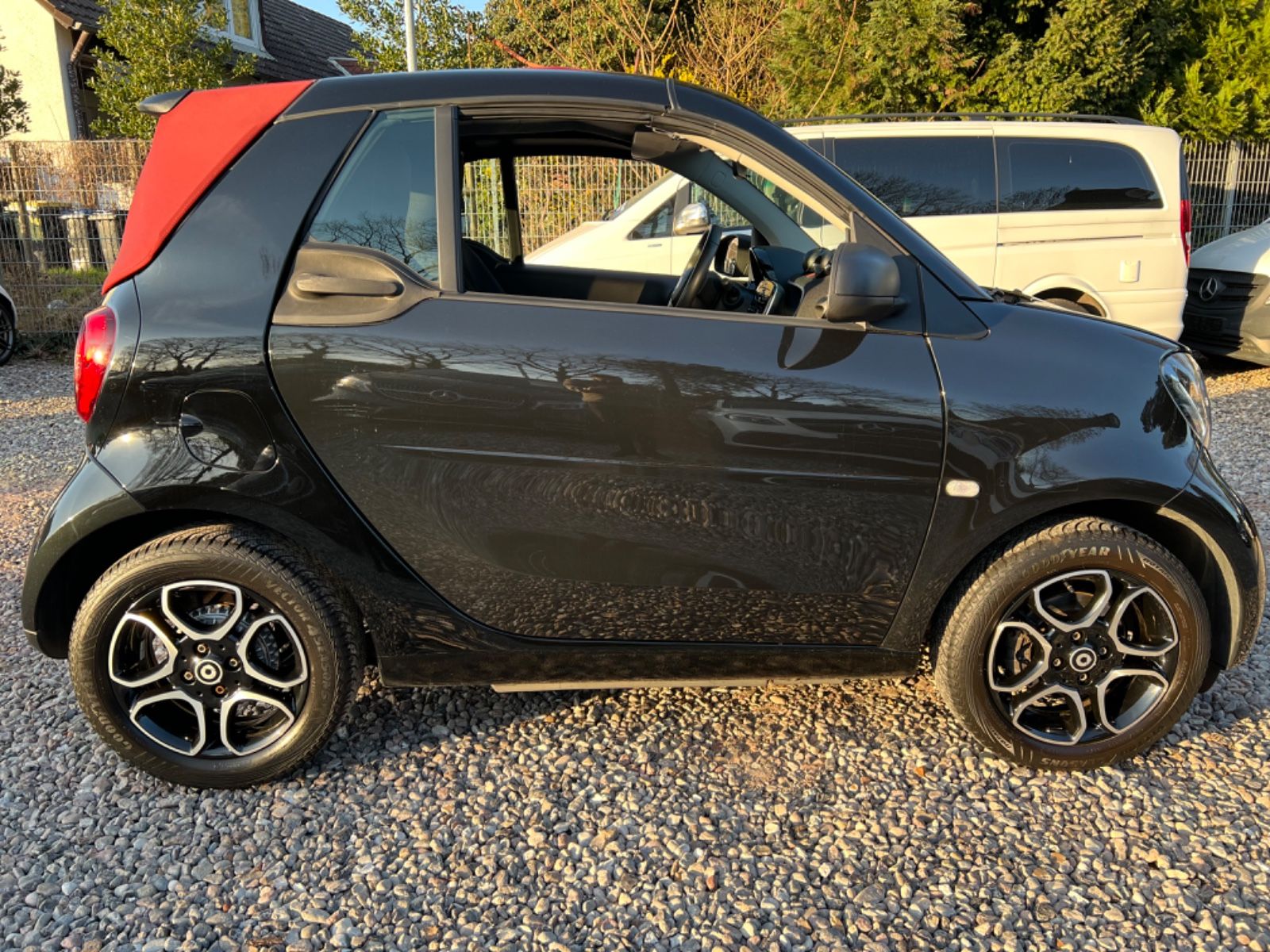 Daumennagel 11 - Smart ForTwo*CABRIO*TURBO*SITZHEIZUNG*PASSION*90PS