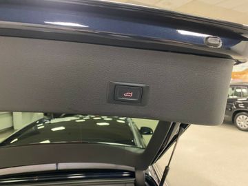 Fahrzeugabbildung Audi A4 2.0 TDI Ambition+QUATTRO+EINZELSTÜCK+Bi-XENON