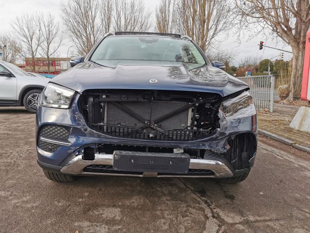 Mercedes-Benz GLE 300 d 4M Multibeam/AHK/Pano/20"/Spur/Kamera