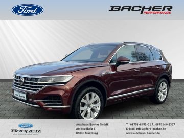 Volkswagen Touareg - 1