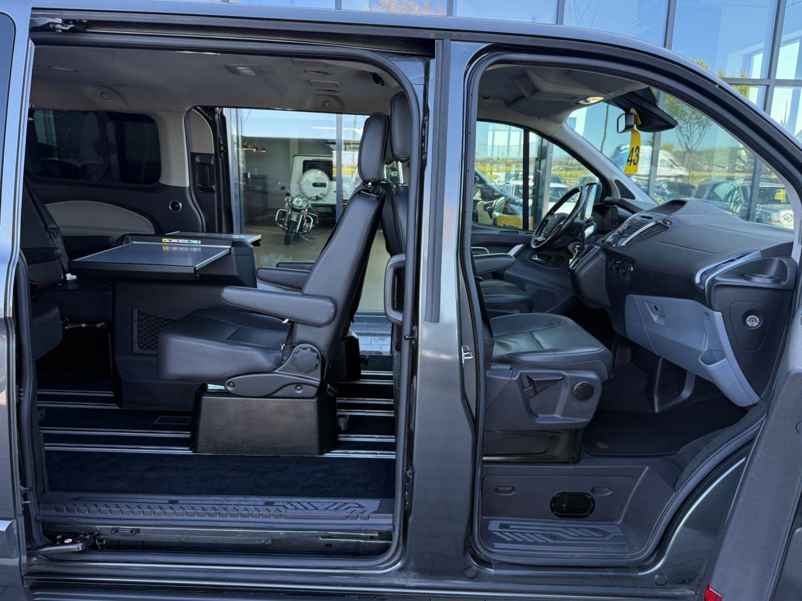 Tourneo Custom 2.0 TDCi Sortimo 6.Sitze Autom.