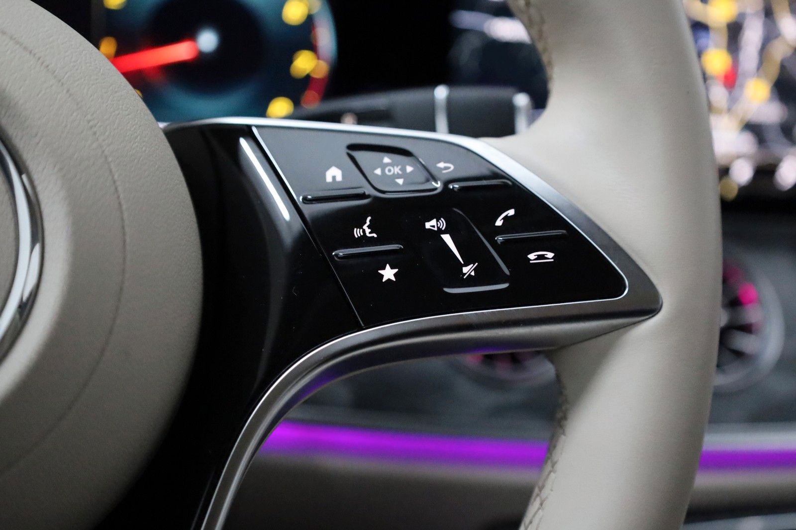 Fahrzeugabbildung Mercedes-Benz E 200 Coupe, Avantgarde, SH,Kamera,ACC,Panorama