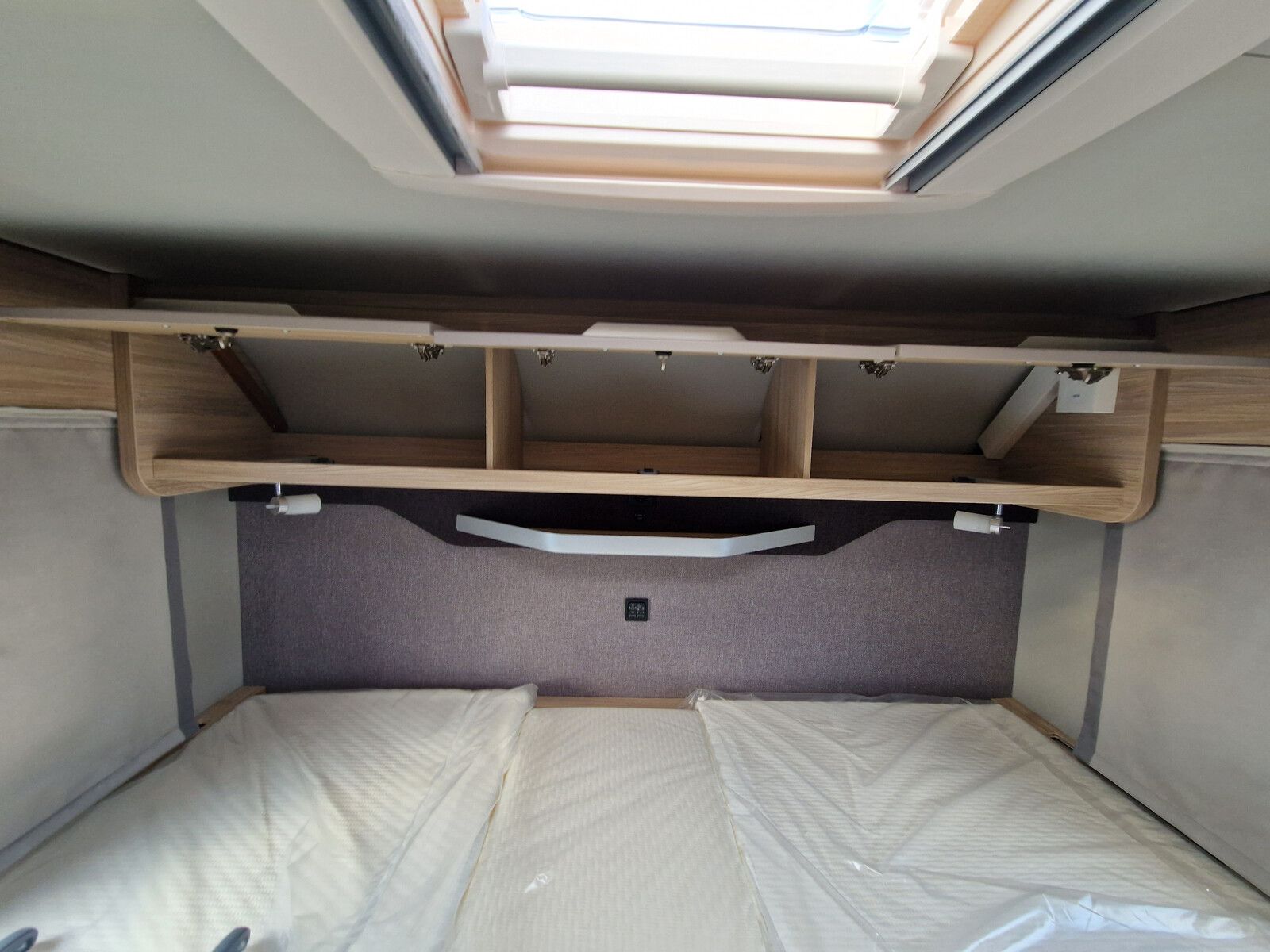 Fahrzeugabbildung Knaus Van TI PLUS PLATINUM SELECTION 650 MEG 90051UPE
