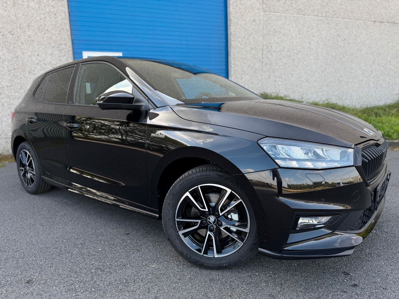 Skoda Fabia 1.0l TSI 85kW DSG Monte Carlo imagem 3