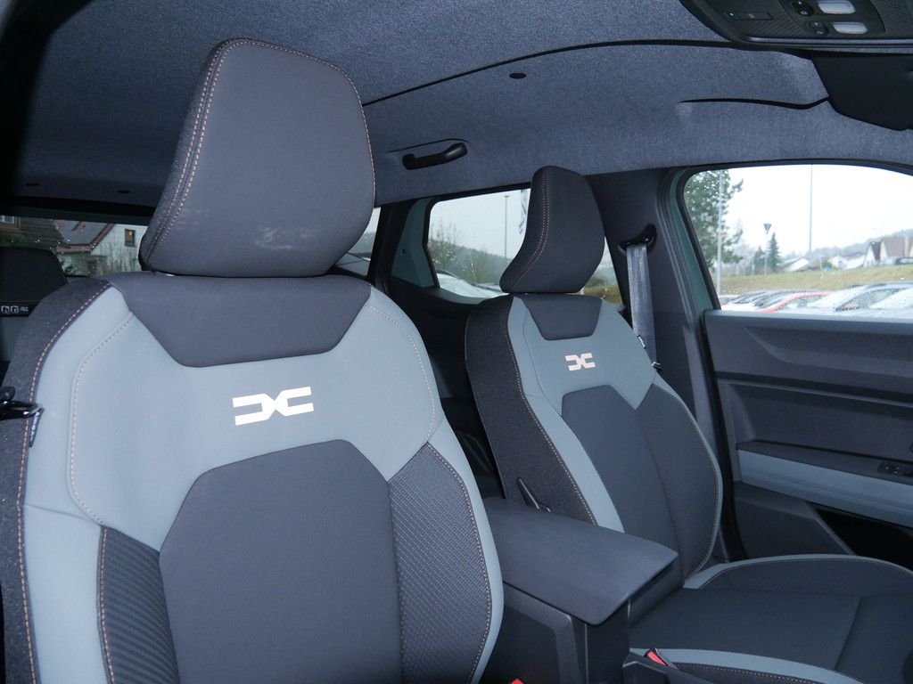 Fahrzeugabbildung Dacia Duster Extreme TCe 130 4x4 NEUES MODELL