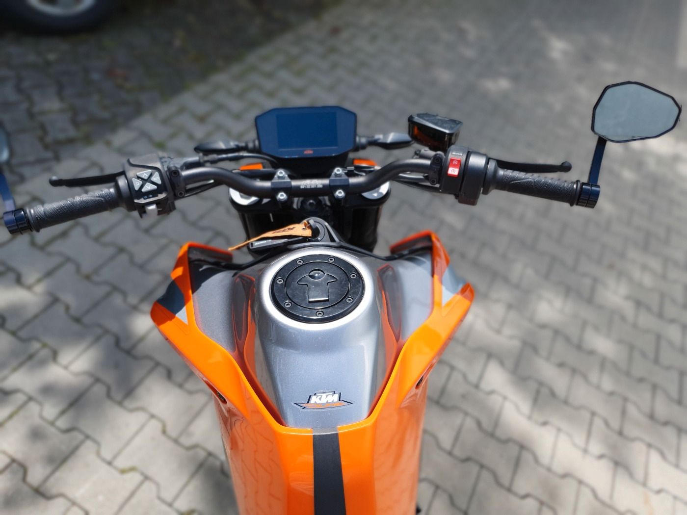 Fahrzeugabbildung KTM 790 Duke