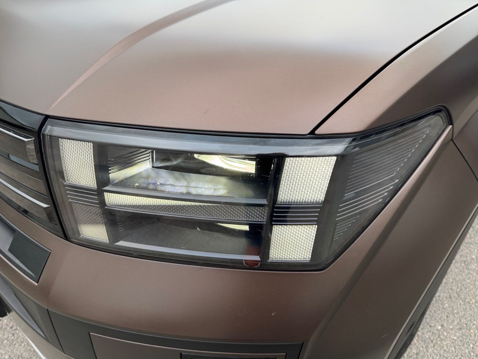 Fahrzeugabbildung Hyundai SANTA FE 1.6T-GDI Signature Plug-In H. 4WD