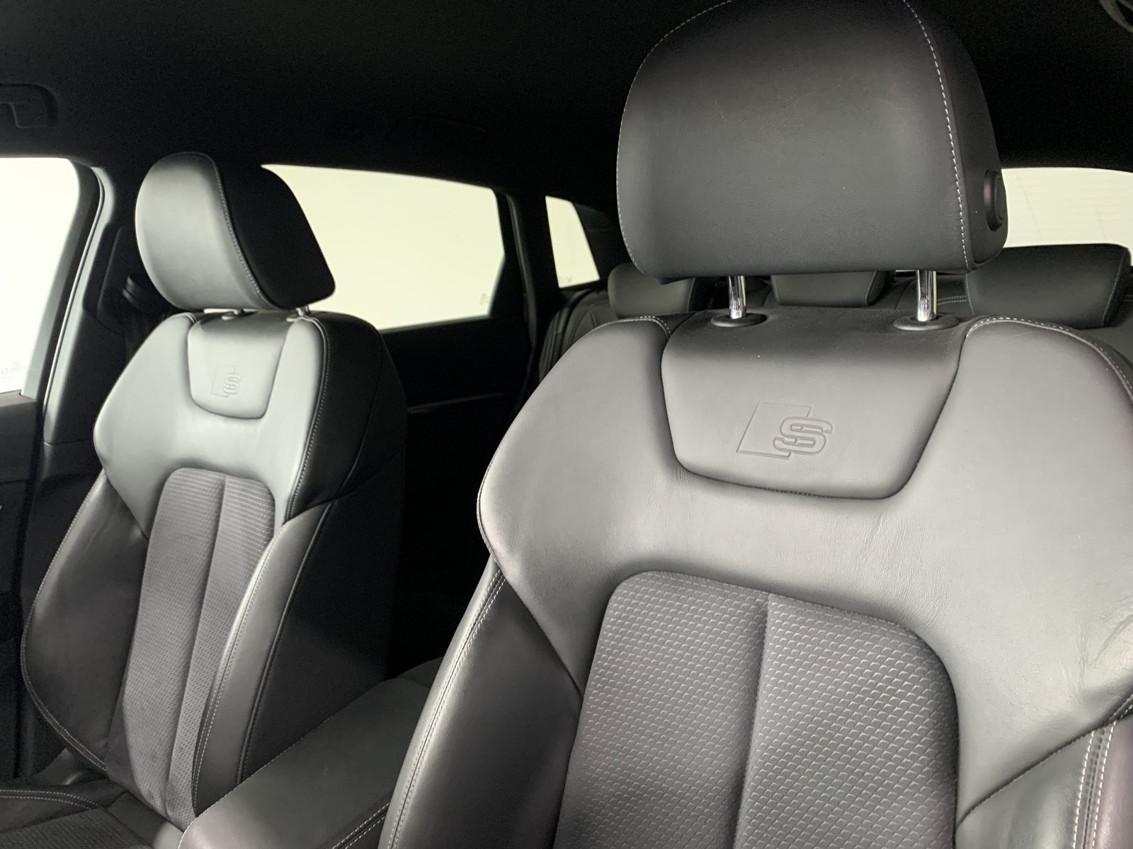 Fahrzeugabbildung Audi e-tron 55 Quattro*S-line*Leder*Matrix*HUD*AHK*