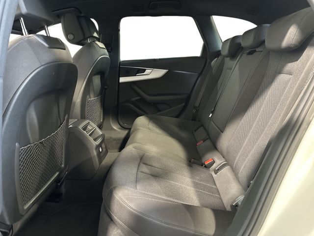 A4 Avant 30 TDI LED+VCP+PDC+ACC+SMARTPHONE INTER