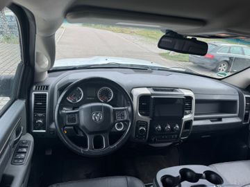 Dodge RAM - 12
