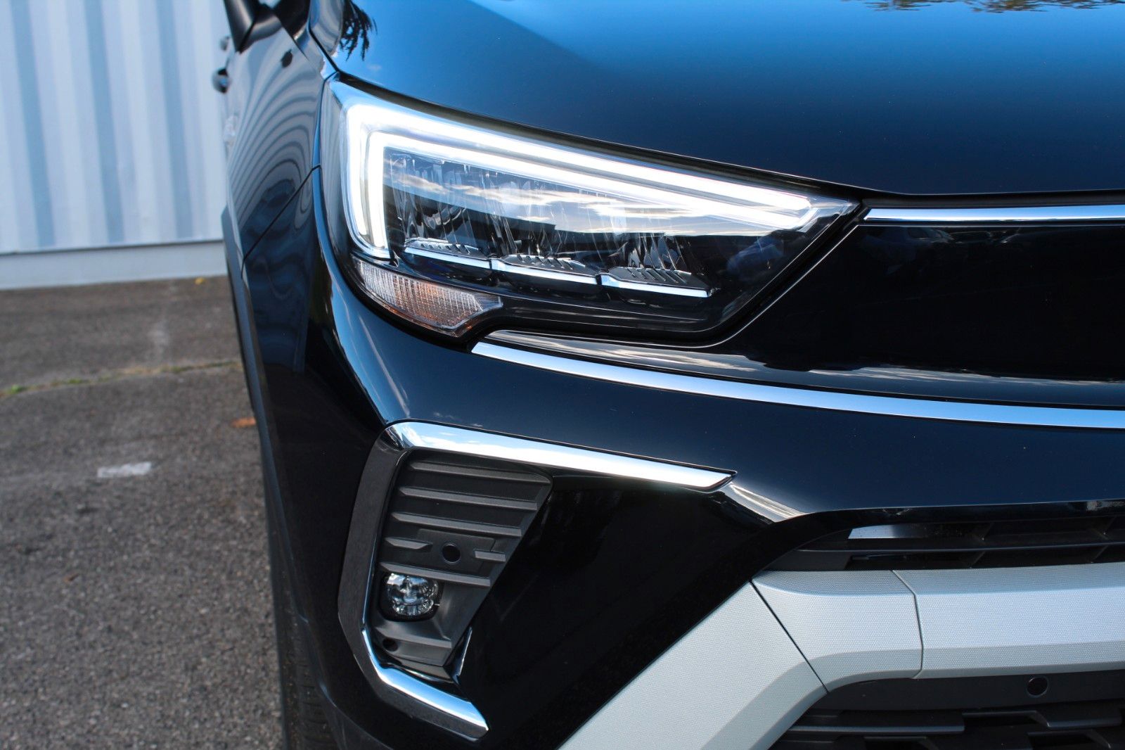 Fahrzeugabbildung Opel Crossland Elegance Allw.*Navi*Kamera*Sitzh.