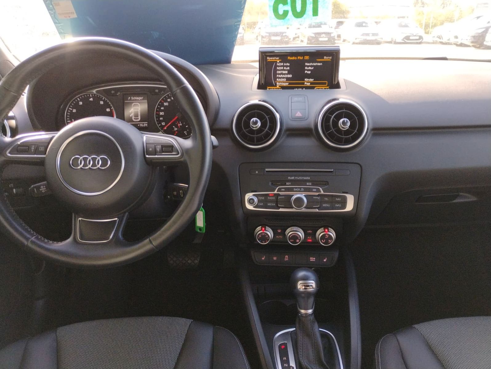 Audi A1 (12/2018, Benzin)