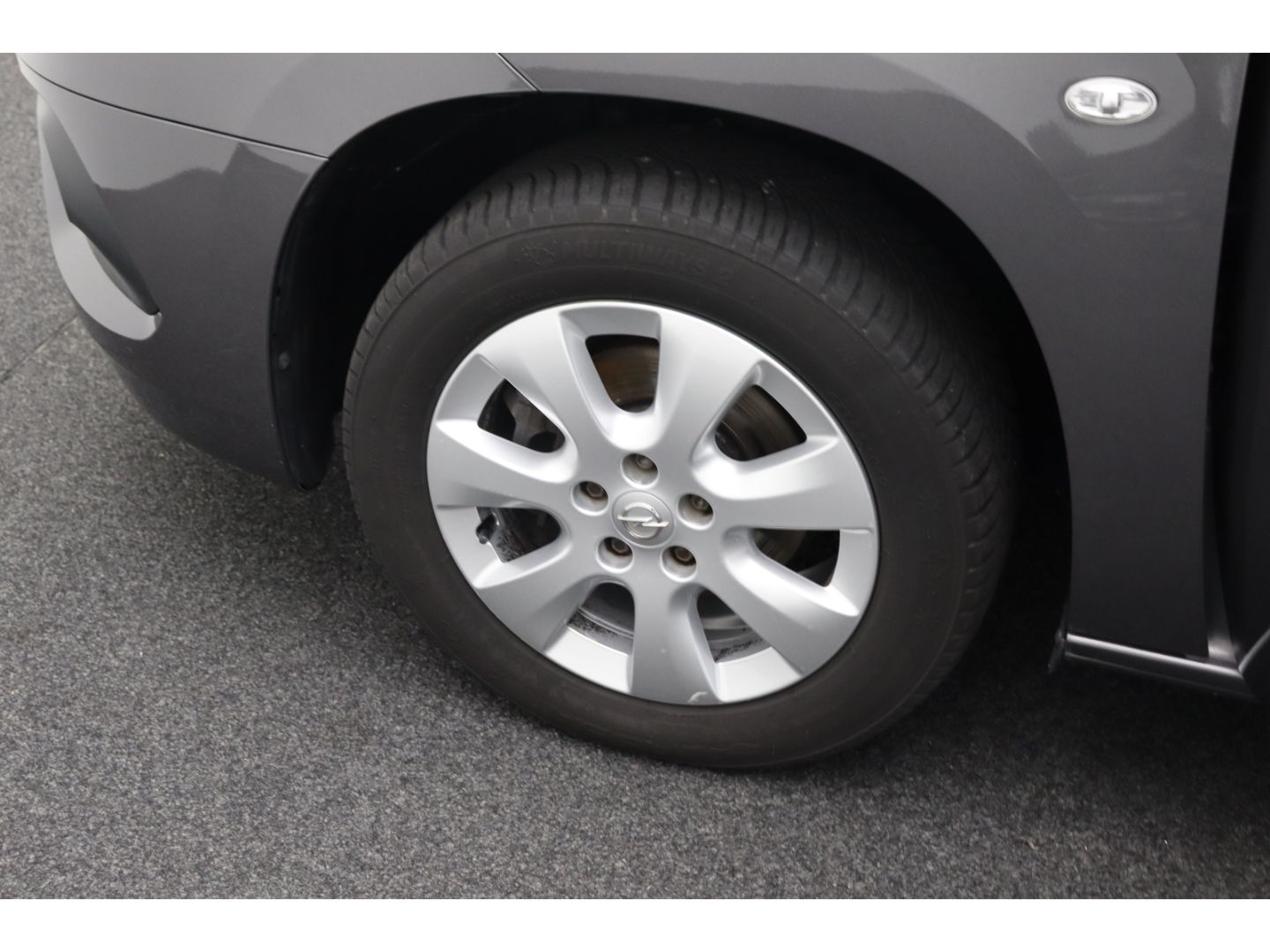 Fahrzeugabbildung Opel Combo Life INNOVATION AHK Kamera SHZ