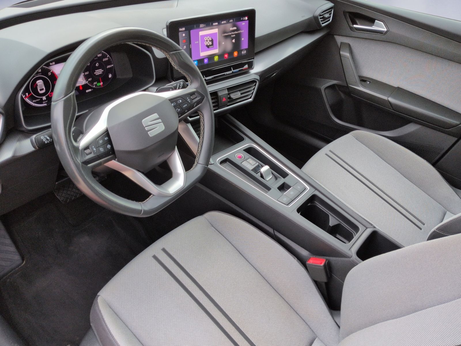 Leon SP 2.0 TDI DSG Style NAVI+AHK+GRA+LED