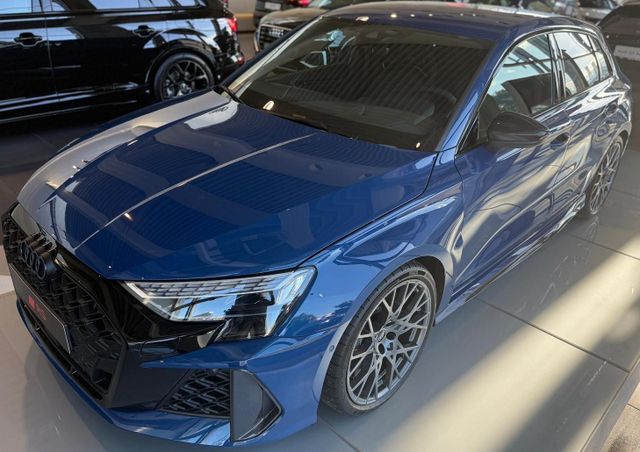 Audi RS3 S tronic quattro Sportback + ceramic +2025