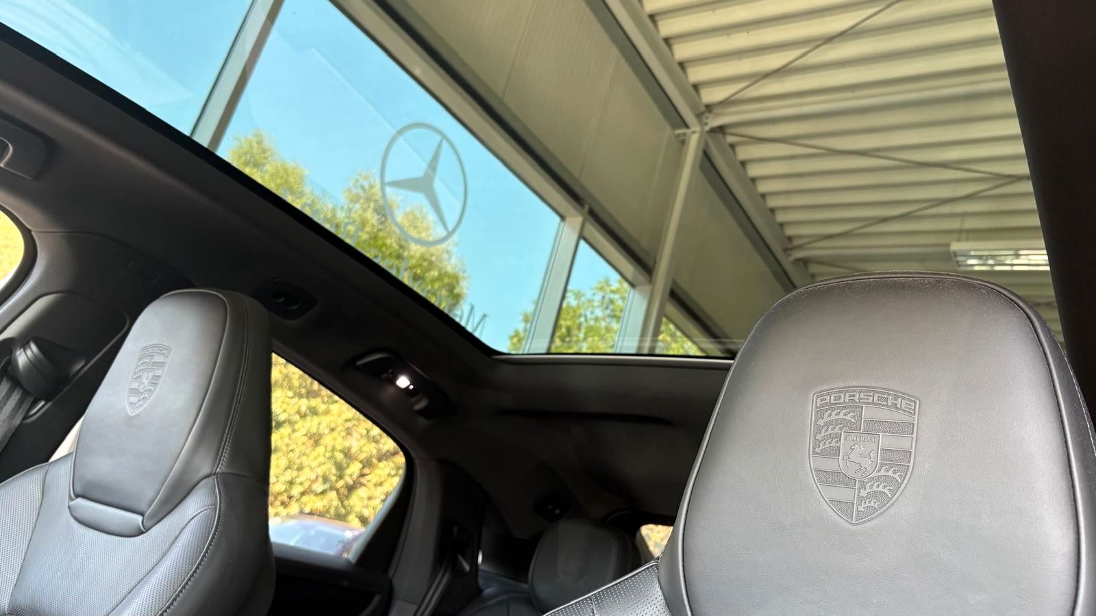 Fahrzeugabbildung Porsche Cayenne Coupe E-Hybrid allrad lenkung