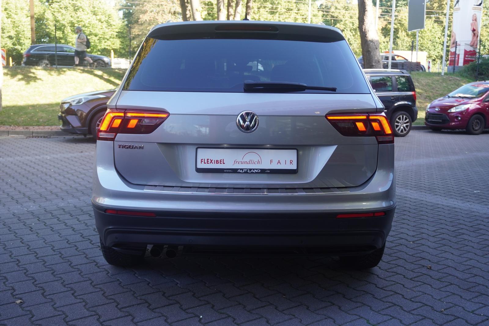 Volkswagen Tiguan 1.5 16V TSI Comfortline LED Navi AHK