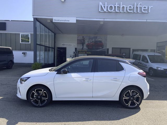 Fotografie des Opel Corsa