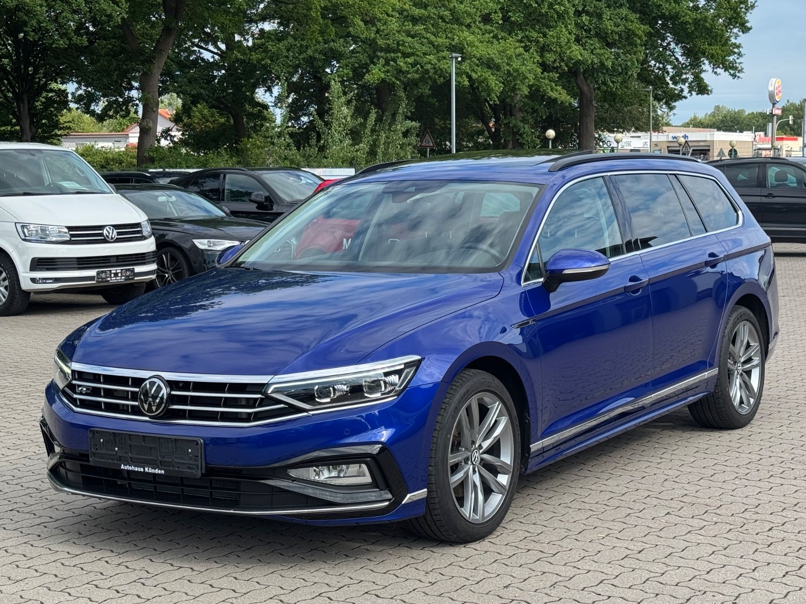 VW Passat 2.0 TDI 4Motion °StdHz°Pano°Matrix°AHK°