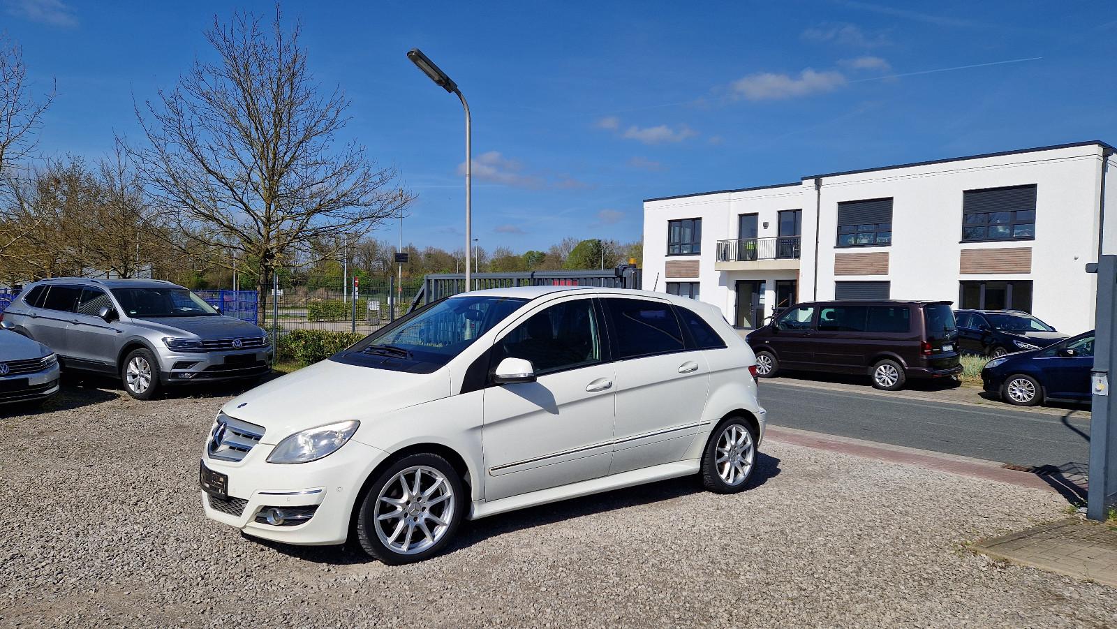 Mercedes-Benz B 180 CDI Aut.-KLIMA*NAVI*TÜV 01/27-