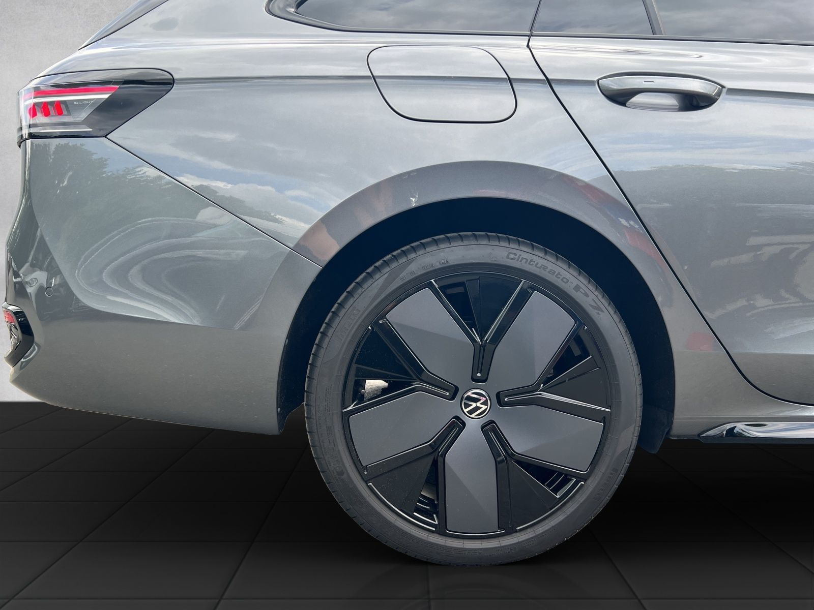 Passat R-Line 1,5 l eHybrid OPF 130 kW ( 177 PS)