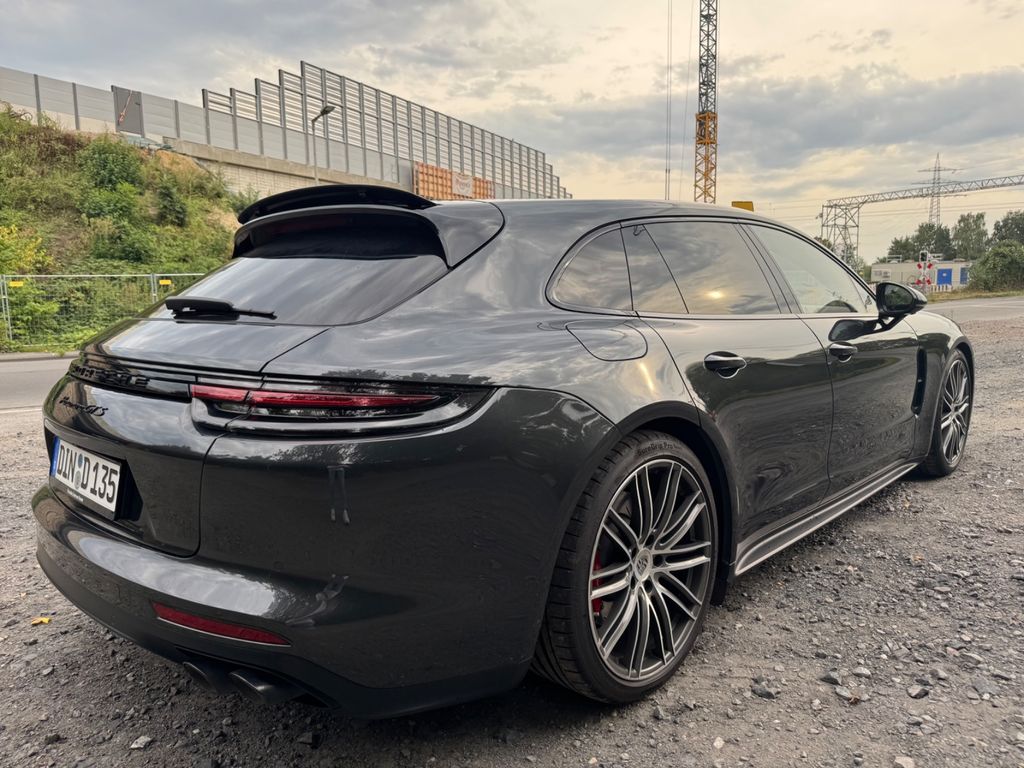 Image of Porsche Panamera
