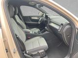 Volvo XC40 B3 Core Automatik LED - Volvo XC40 Core mit Benzin-Antrieb