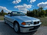 BMW E36 325i Cabrio - BMW 325 aus 1993: 325i E36