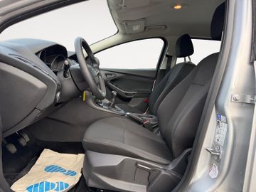 Ford Focus - 7