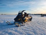 Bombardier SKIDOO SUMMIT 154" 800R E-TEC 2015 - BOMBARDIER MOTORRAD