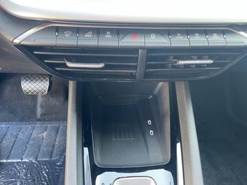 Skoda Octavia Combi IV 2.0 TDI DSG Selection *MATRIX*
