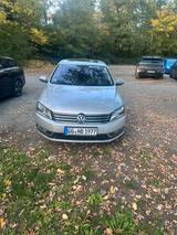 Volkswagen Passat 1.4 TSI Trendline BlueMotion Technolo... - VW Passat Gebrauchtwagen in Wiesbaden