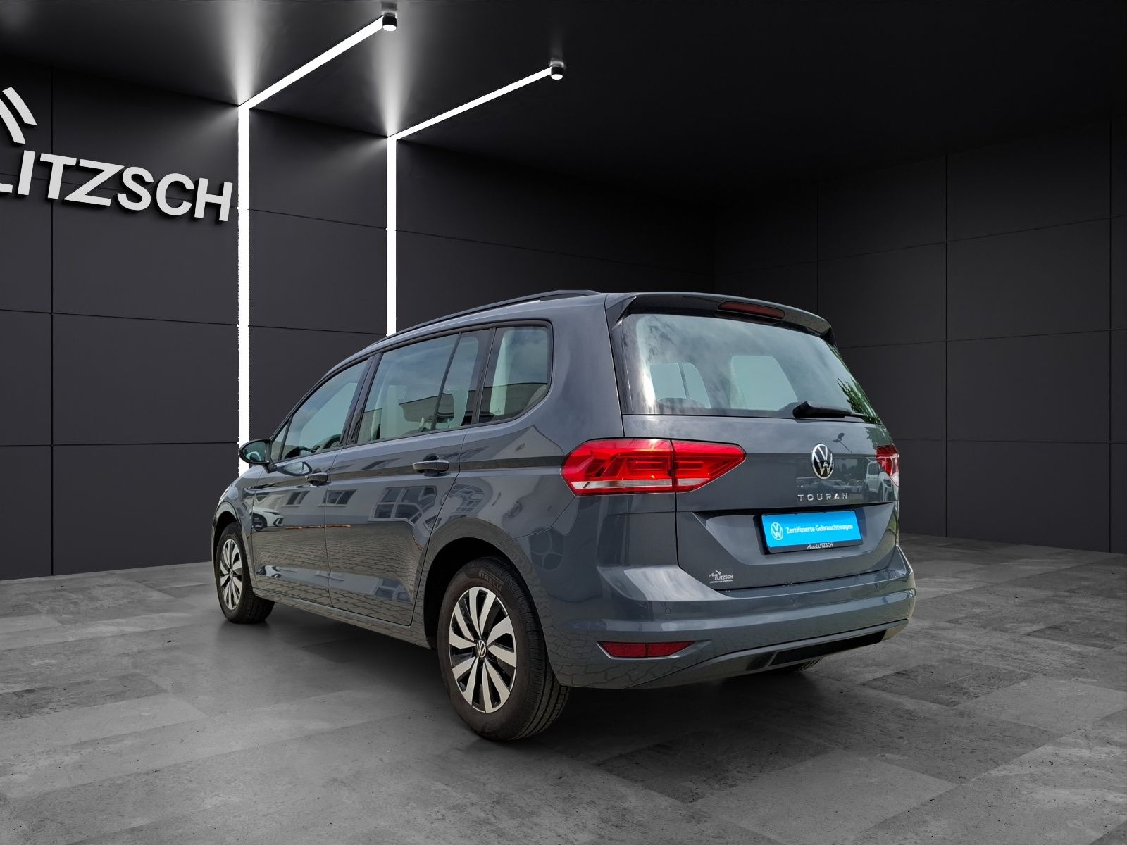 Fahrzeugabbildung Volkswagen Touran TSI Comfortline DSG  7-Si ACC PDC SH LM