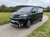 Toyota Proace (Verso) 2,0-l-D-4D 130kW L1 Family Co... - schwarze Toyota Proace (Verso)