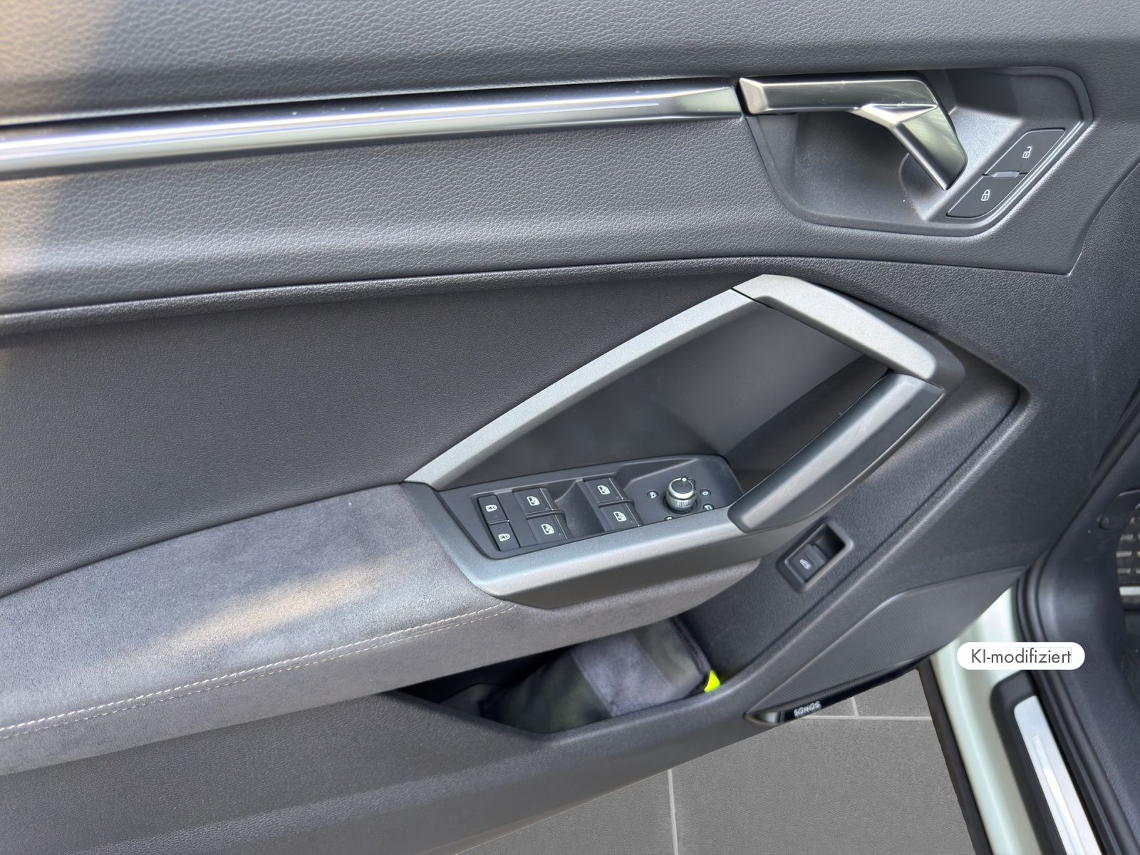 Audi RSQ3 - Bild 14