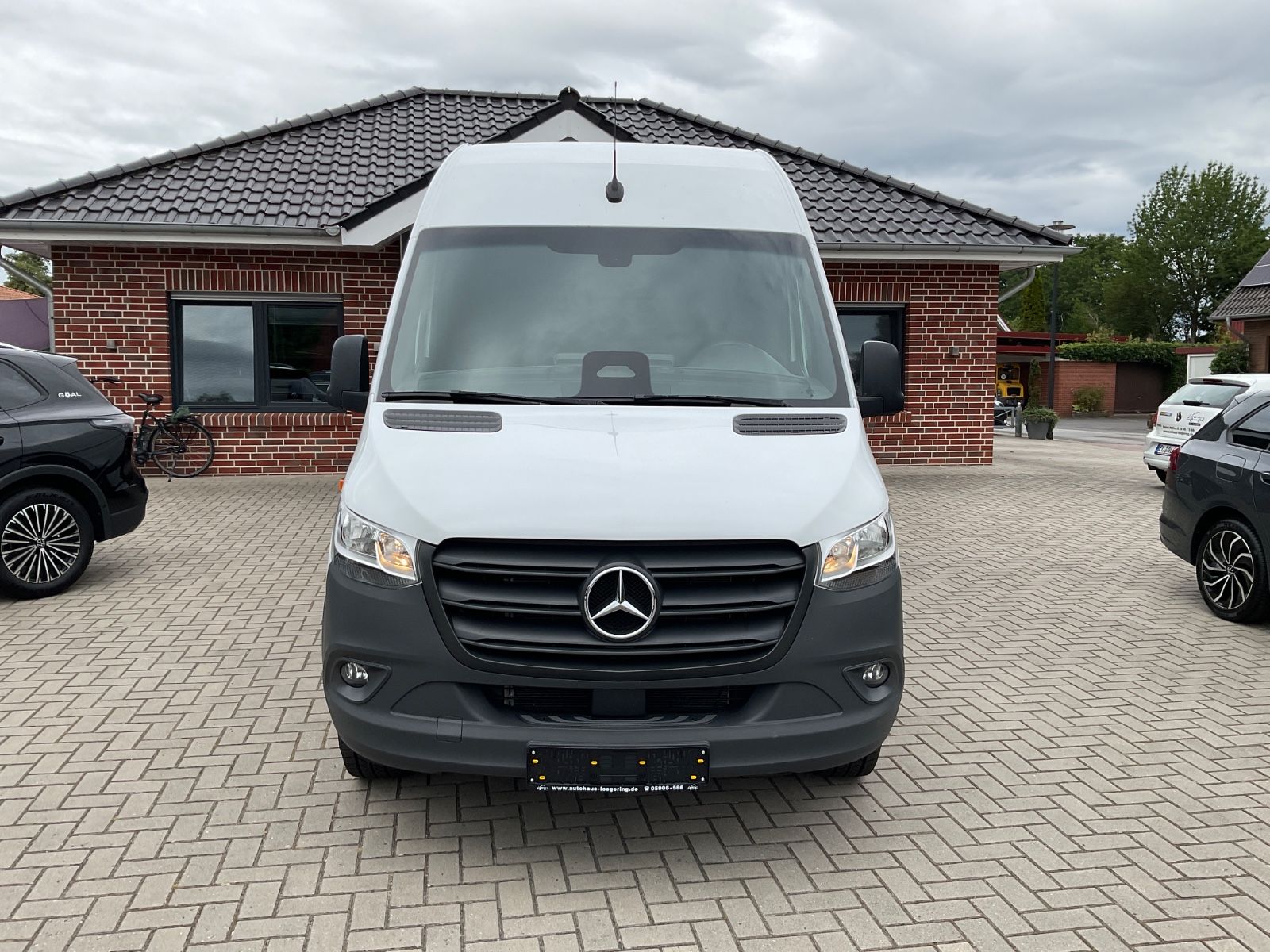Fahrzeugabbildung Mercedes-Benz Sprinter 317 CDI,L2 H2,Automatik,Kamera,Navi,GJR