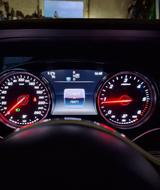 Mercedes-Benz E 200 d T Autom. - - Mercedes-Benz E 200 mit Diesel-Antrieb: Kombi