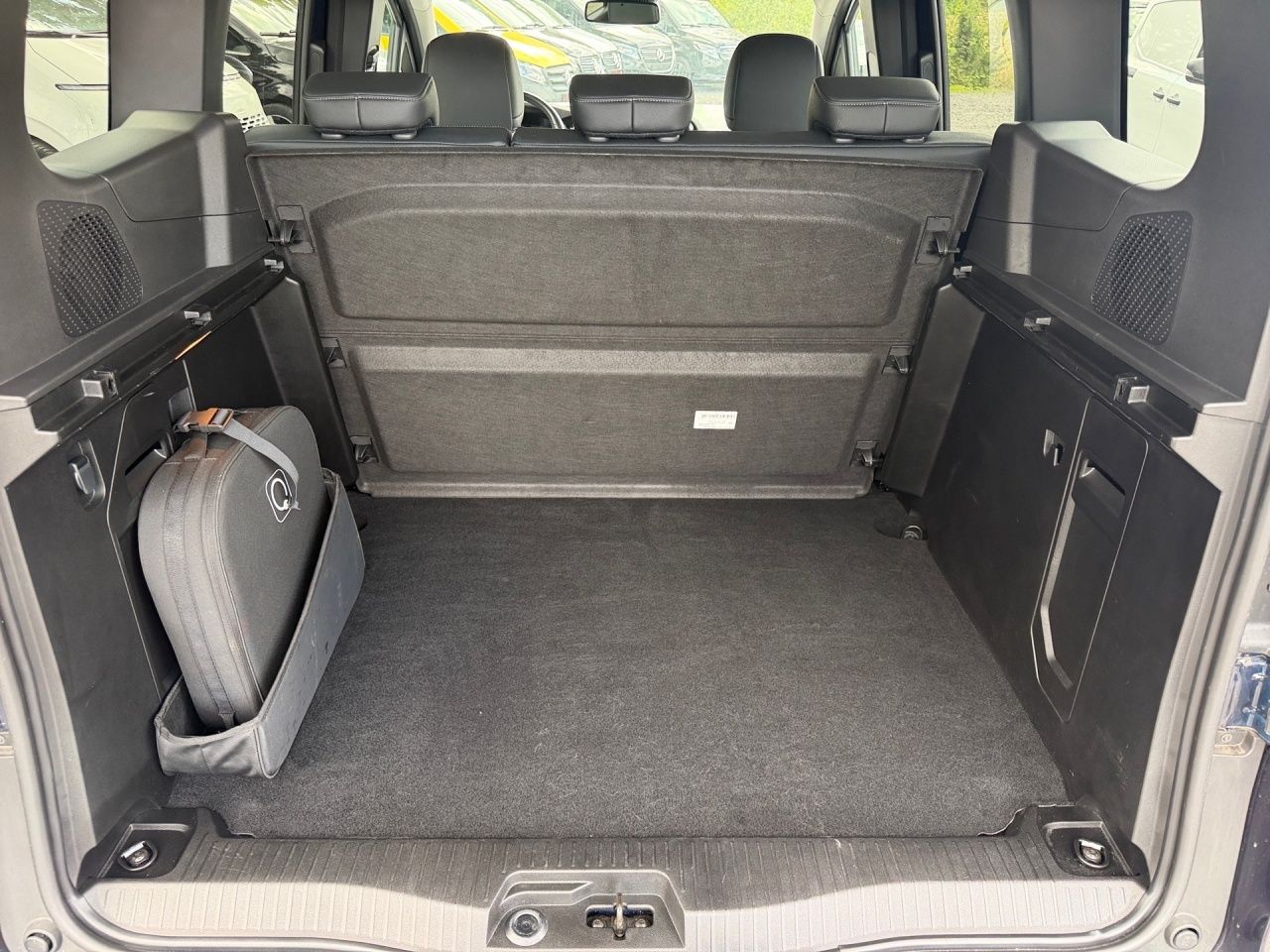 Fahrzeugabbildung Mercedes-Benz EQT 200 2xKlima AHK AUT Fernlichtass. Kam. LM