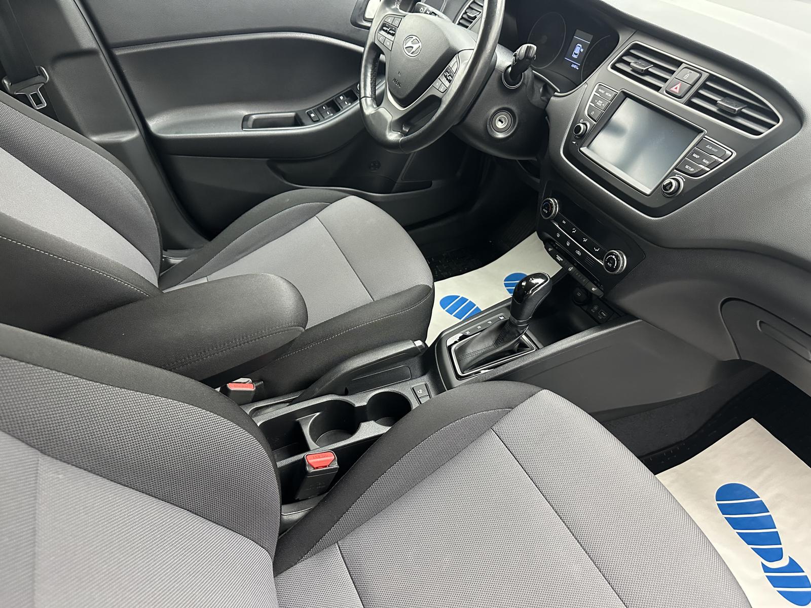 Hyundai i20 YES! Plus "NAVI-CAM-SITZH-MULTI-TEMPO-ALU", миниатюра 8
